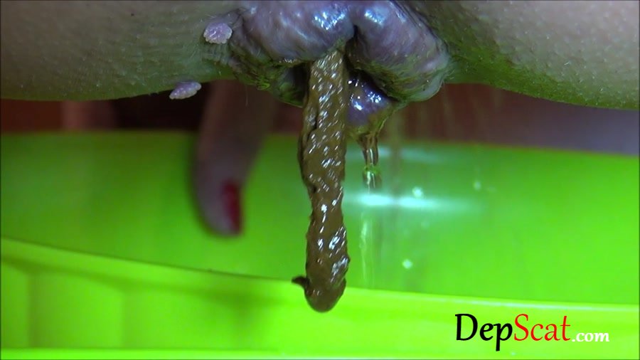 Smearing: (Kaviar Girl) - Ready for sex [HD 720p] - Poop, Pee, Solo