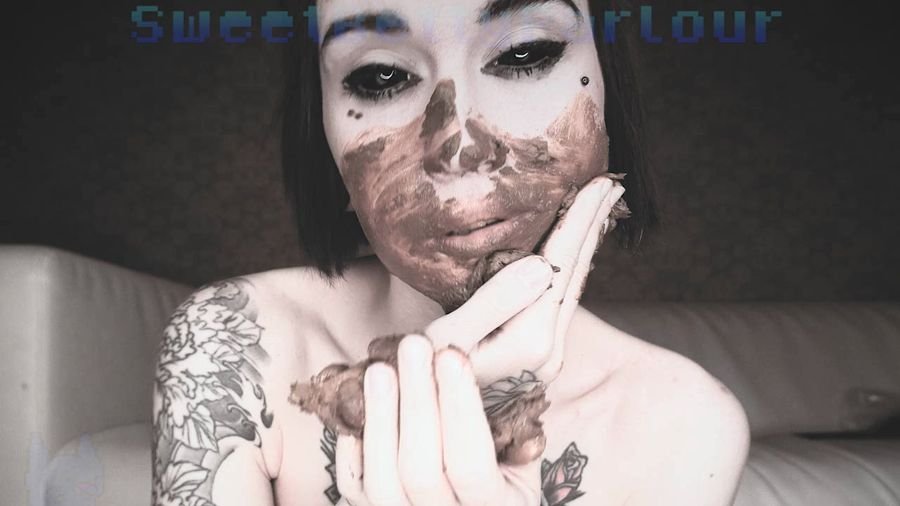 Extreme Defecation: (SweetBettyParlour) - Lets Get my Face Covered in Shit [HD 720p] - Poop Videos / Solo