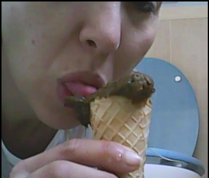 Scatology: (Admirers) - Very Yummy Hot Chocolate’s Ice Cream [HD 720p] - Pooping Girls, Shitting Girls