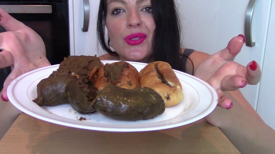 Poop Videos: (Evamarie88) - Ginormous Shit Meal For Slave (Biggest Poo To Date) [FullHD 1080p] - Solo, Milf