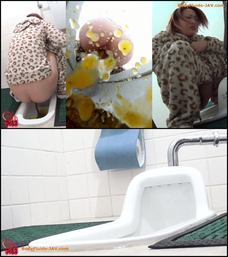 Defecation - Girlfriends from the dormitory were caught behind defecation. [FullHD 1080p] - Amateur shitting, Filth jade