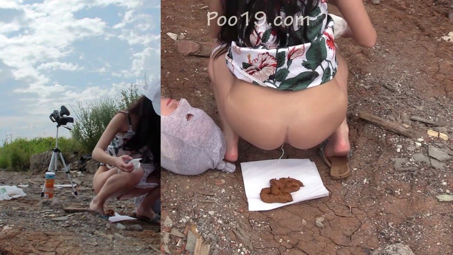 Toilet Slavery: (MilanaSmelly) - Look - now you have to eat it [FullHD 1080p] - Outdoor, Domination