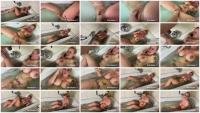 Scatting Girl: (Devil Sophie) - Shitting on the phone in the tub [UltraHD 4K] - Amateur, Solo