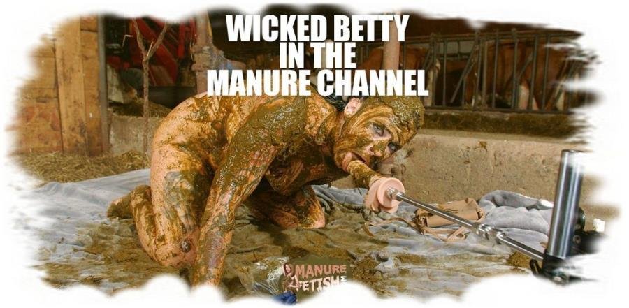 Manurefetish.com: (Betty) - Wicked Betty in the manure channel [HD 720p] - Shit Cowshed, Dildo