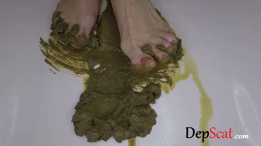 Solo: (Poop) - Close Up Thick Turd Foot Smashing Porn [FullHD 1080p] - Feet Scat, Fetish