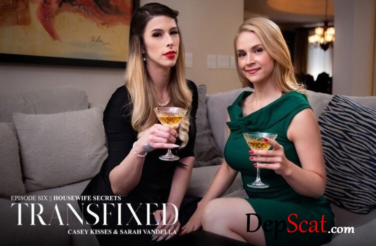 Sarah Vandella, Casey Kisses - Housewife Secrets [SD] 331 MB