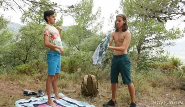 Spanish Adventures, Part 2 Horny Hikers [HD 720p] 714.2 MB