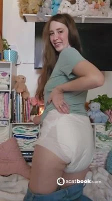 Messy Diaper [UltraHD 2K] 386 MB