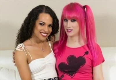 Mayumi Sparkles and Sydney Farron - A Date with the Babysitter [HD 720p] 482.9 MB