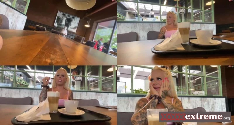 Devil Sophie - Heftig und versaut im Cafe gespritzt - Dreist vor der Poli [FullHD 1080p] 180.34 MB
