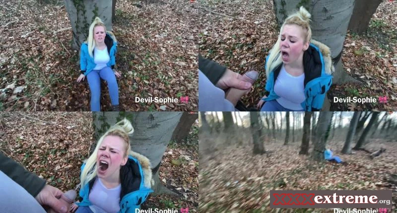 Devil Sophie - Gefesselt im Wald zur ck gelassen - Der Helfer hatte nur eins im Sinn - Pissen [FullHD 1080p] 100 MB