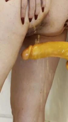 Enema in the Shower [HD 720p] 32.9 MB