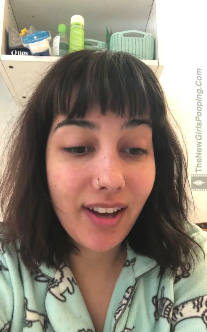 Efro Sabrina's Blunt Scat Solo Show - Femdom Scat - Toilet Slave - Extreme Porn Video on XXXExtreme