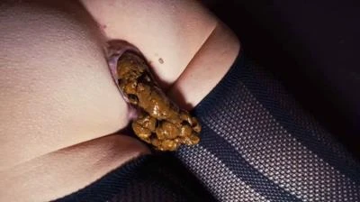 Stockings Poop [Big Pile, Defecation]