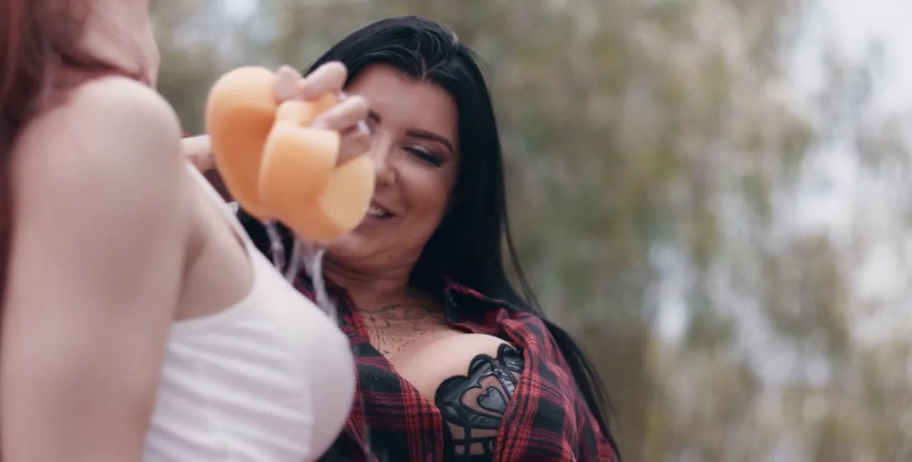 Romi Rain and Ariel Demure: Transsexual Fetish Fantasy! - related extreme video on XXXExtreme