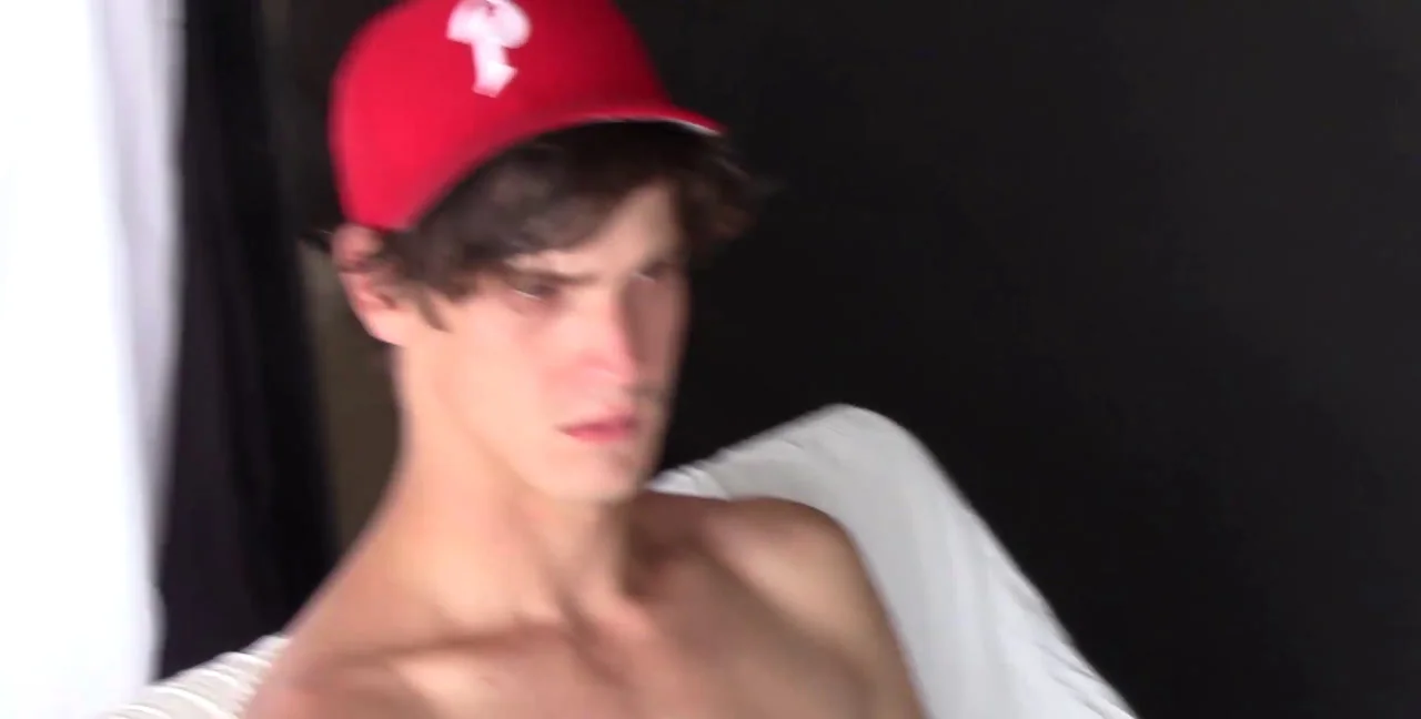 Aaron - Twink Blowjob Expertise - Gay - Bareback - Muscle - Extreme Porn Video on XXXExtreme