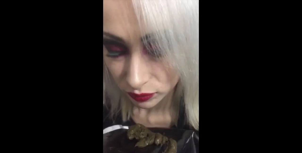 Blonde Pooping Toilet Solo Clip with Jessica - Femdom Scat - Extreme Porn Video on XXXExtreme
