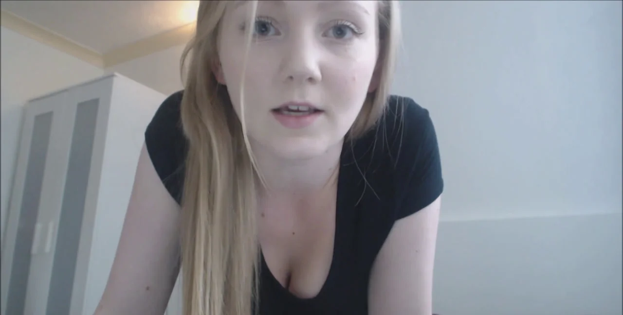 Kaidence King's Toilet Slave Training: A Solo Scat Clip - Extreme Porn Video on XXXExtreme