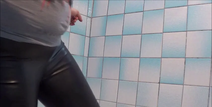 Mistress Roberta's Toilet Slavery Domination - Femdom Scat - Extreme Porn Video on XXXExtreme
