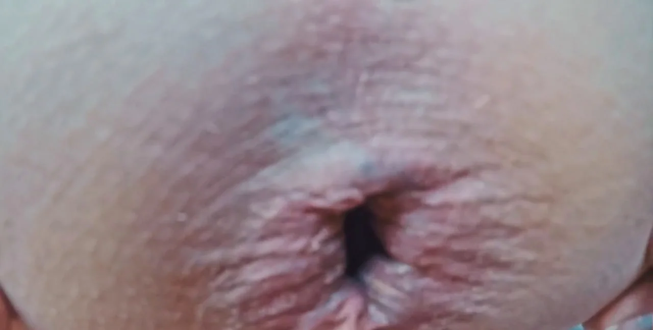 Closer Than Close - Femdom Scat - Toilet Slave - Copro - Extreme Porn Video on XXXExtreme
