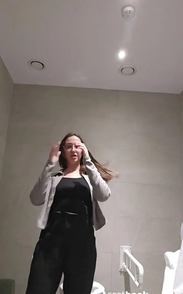 Humiliated Toilet Slave - Miss Lith's Dominating Scat Blowout - Extreme Porn Video on XXXExtreme