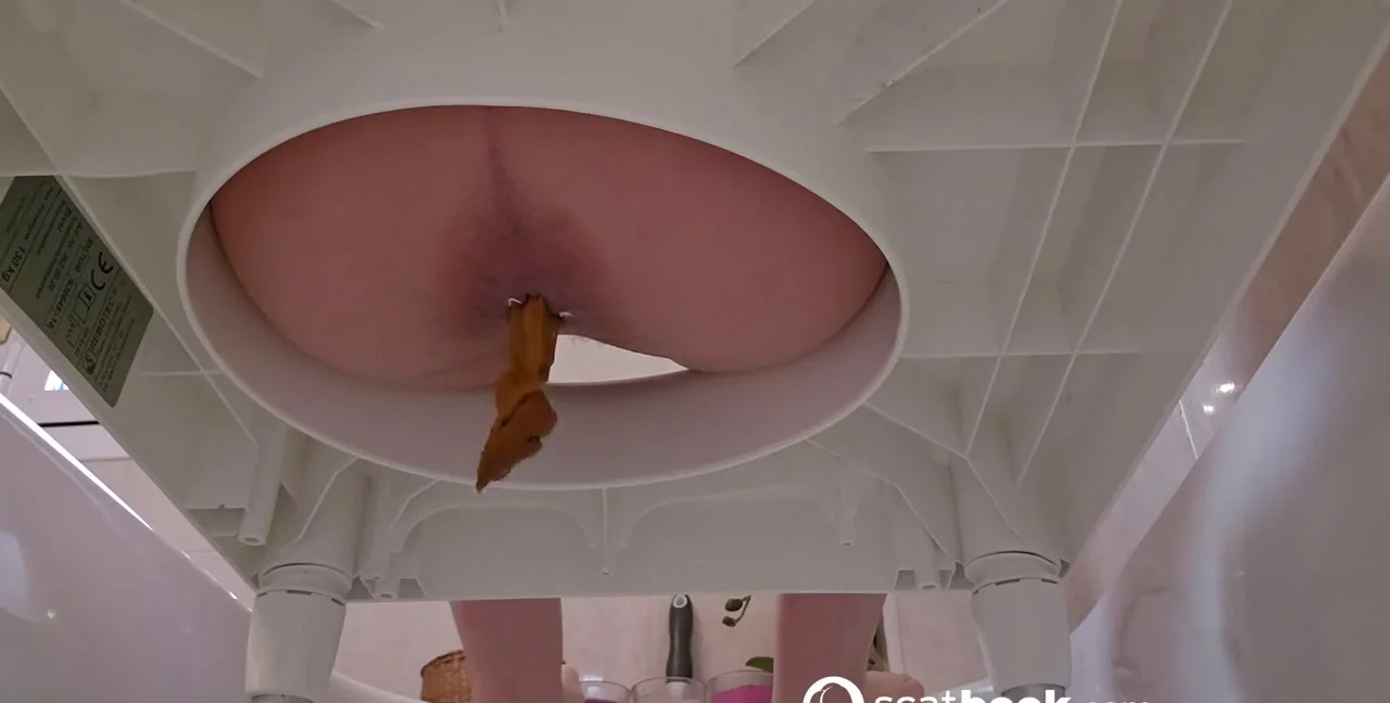 Miss Lith's Scared Little Human Toilet | Spanish Domination - related extreme video on XXXExtreme