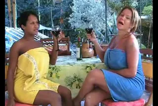 Yasmine & Elisanghel's Smoking Shemale On Shemale Action - popular extreme video on XXXExtreme