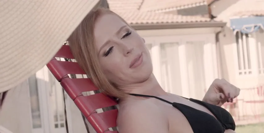 Transfixed: Dee Williams, Khloe Kay & Friends in Wild Group - Extreme Porn Video on XXXExtreme