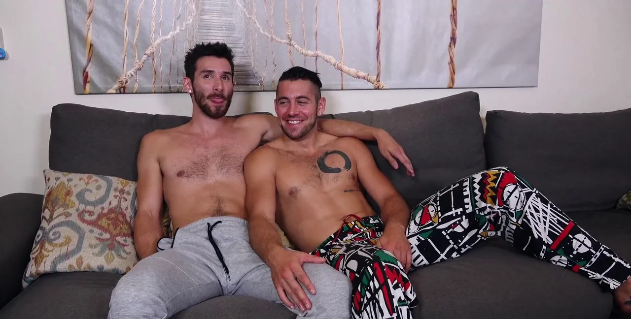 Muscular Twink Dante Colle Welcomes Mitch Matthews with a Rough - Extreme Porn Video on XXXExtreme