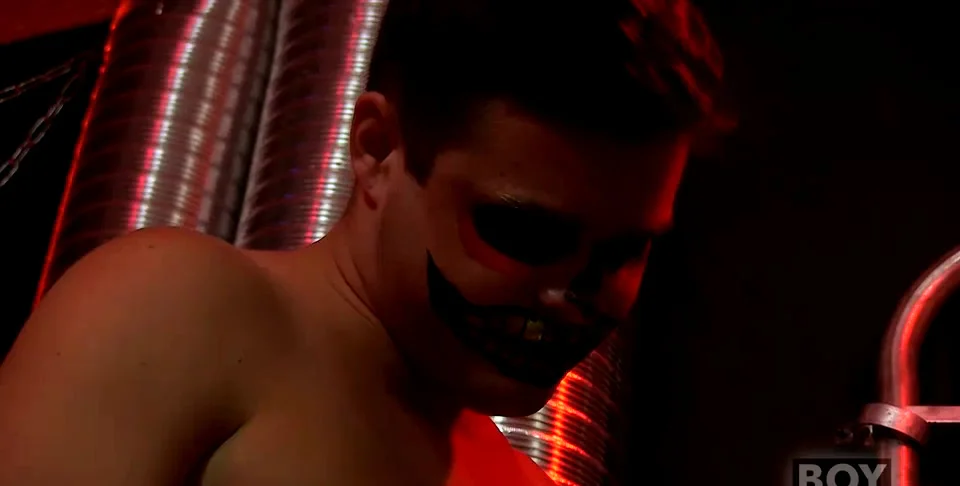 Kyler Moss' Fetish! - Gay - Twink - Bareback - Muscle - Extreme Porn Video on XXXExtreme