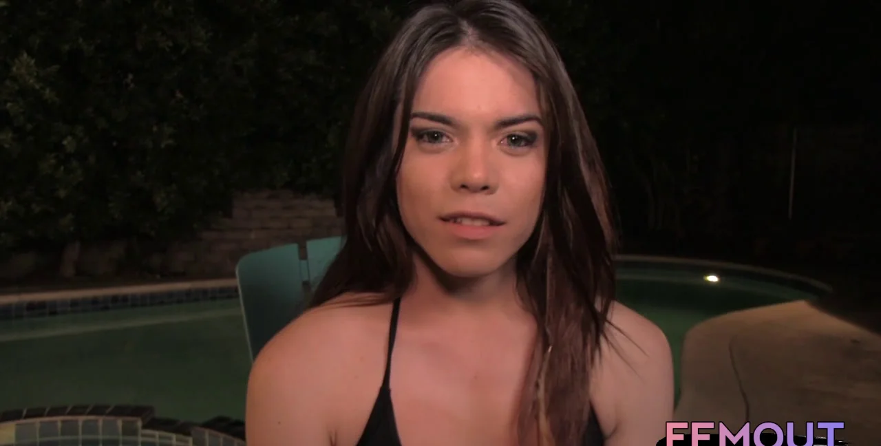 Kitty - Meeeow It's Kitty: A Teasing Transsexual Solo Video download on XXXExtreme