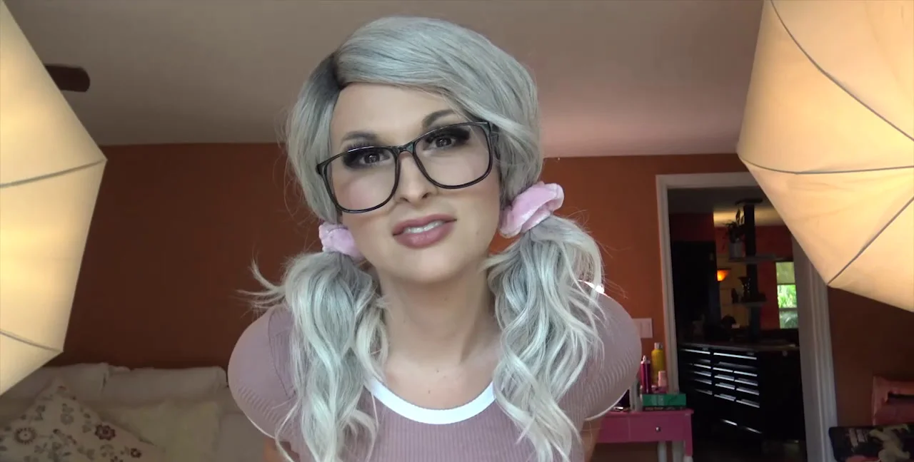 Bailey Jay's Shemale Blowjob Expertise - Trans - Ladyboy - related extreme video on XXXExtreme