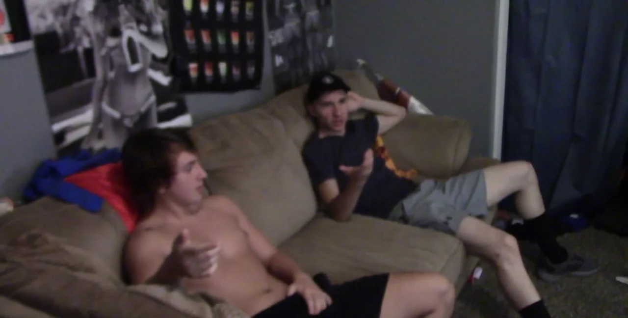 Hot Pocket Punch: A Bareback Group Sex Fiesta! - Extreme Porn Video on XXXExtreme
