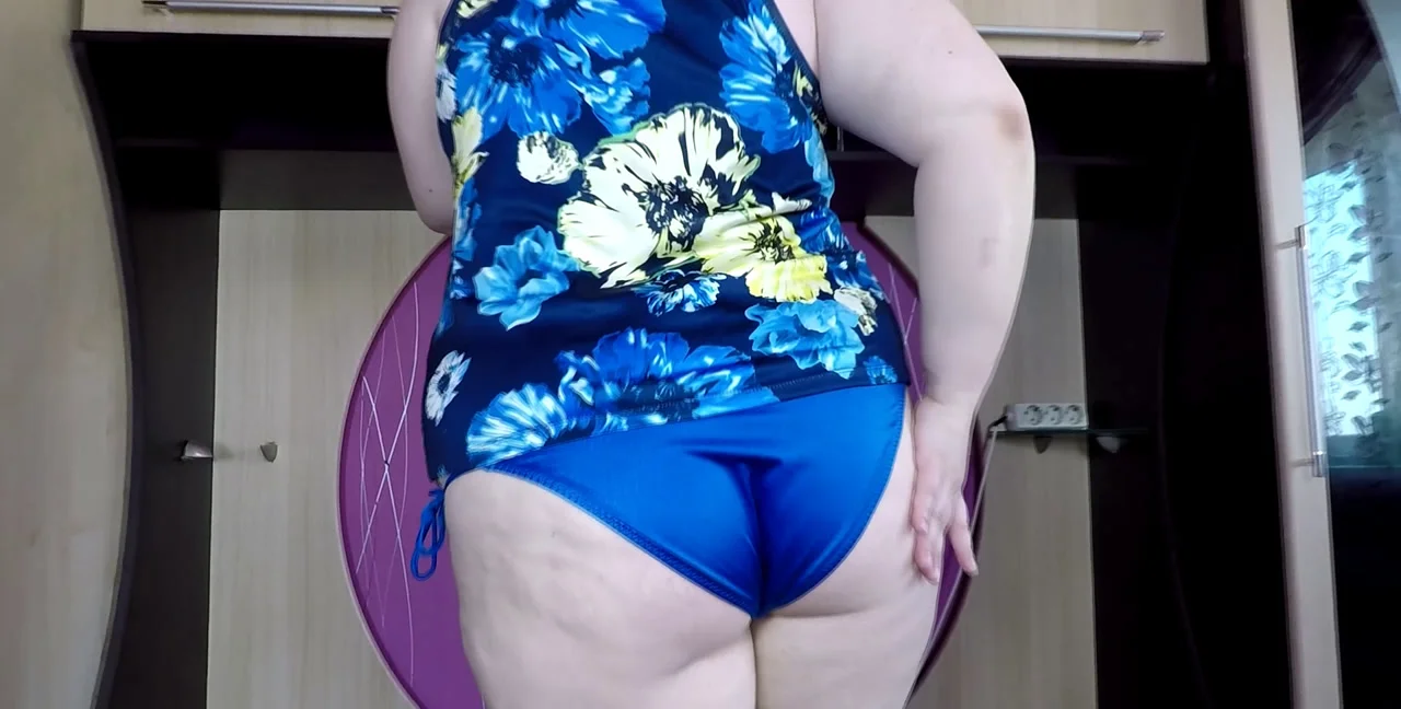 Chubby Girl Shits Naked - Femdom Scat - Toilet Slave - Copro - popular extreme video on XXXExtreme