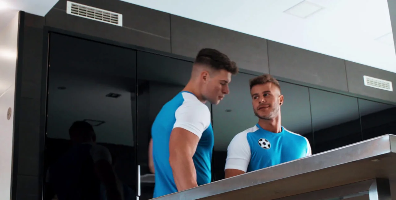 Allen King & Malik Delgaty Muscle Twinks | Bareback - Gay - popular extreme video on XXXExtreme