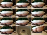 Santa Claus helpers Poop and Farts [HD 720p] 29.5 MB