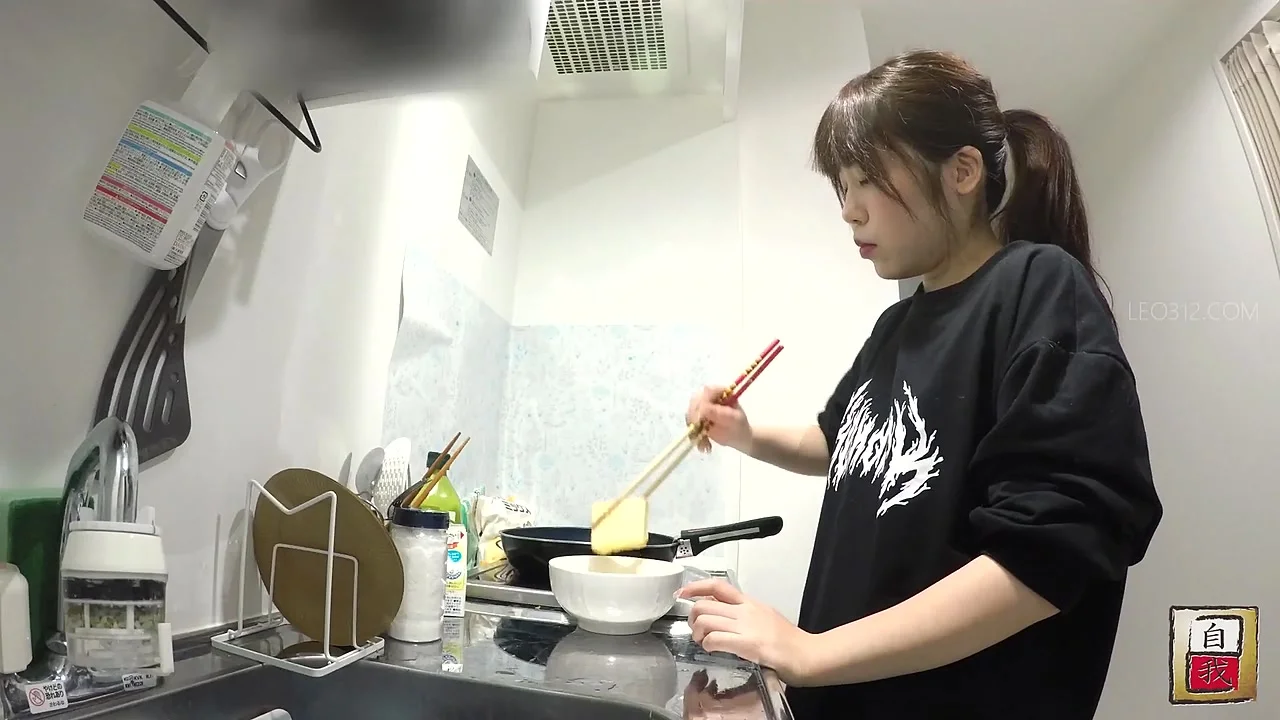 Haruka Noda Serves Up The Real Excretion [JG-498] FullHD 1080p - Extreme Porn Video on XXXExtreme
