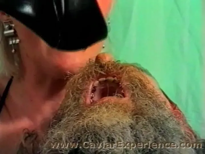 Scat Solo Smearing: Slow Build to a Messy Finish - Caviar Ride - Extreme Porn Video on XXXExtreme